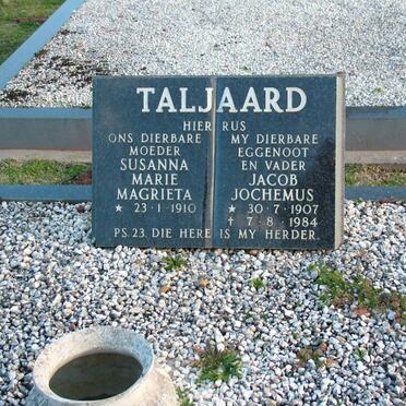 TALJAARD Jacob Jochemus 1907-1984 &amp; Susanna Marie Magrieta 1910-