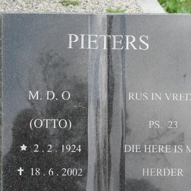 Western Cape, BREDASDORP district, Viljoenshof_2, farm cemetery