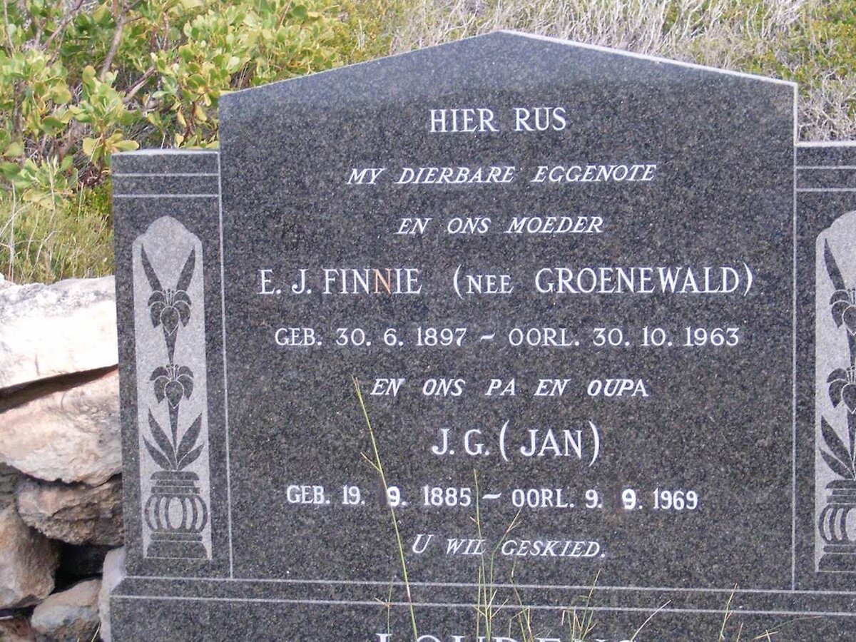 LOURENS J.G. 1885-1969 &amp; E.J. Finnie GROENEWALD 1897-1963