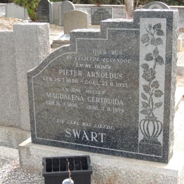 SWART Pieter Arnoldus 1896-1957 &amp; Magdalena Gertruida 1898-1979