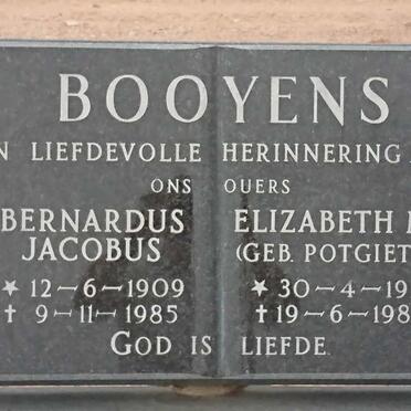 BOOYENS Bernardus Jacobus 1909-1985 &amp; Elizabeth M.F. POTGIETER 1919-1985