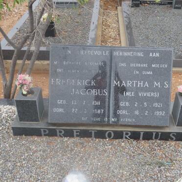 PRETORIUS Frederick Jacobus 1911-1987 &amp; Martha M.S. VIVIERS 1921-1992