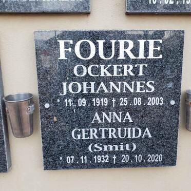FOURIE Ockert Johannes 1919-2003 &amp; Anna Gertruida SMIT 1932-2020