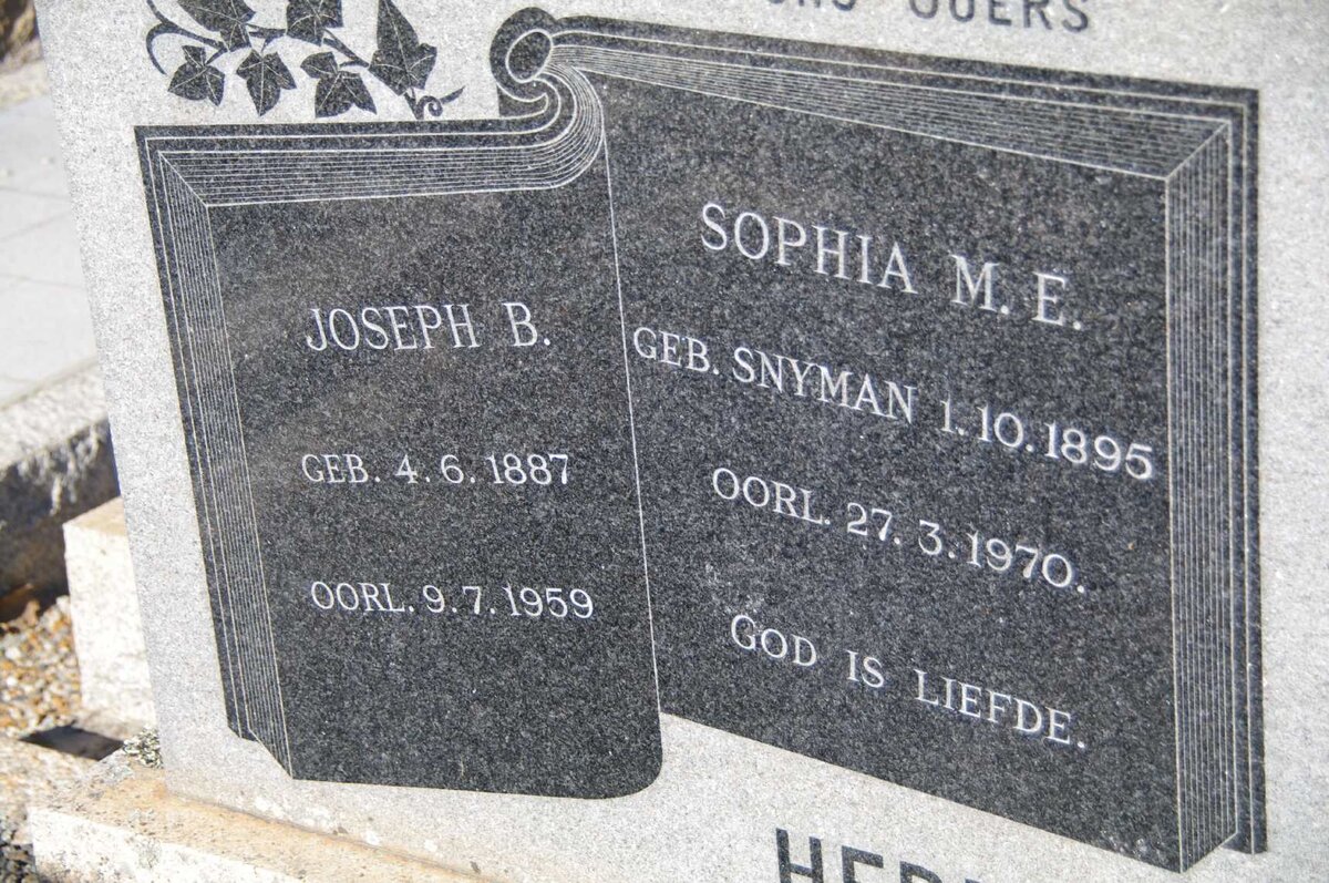 ? Joseph B. 1887-1959 &amp; Sophia M.E. SNYMAN 1895-1970