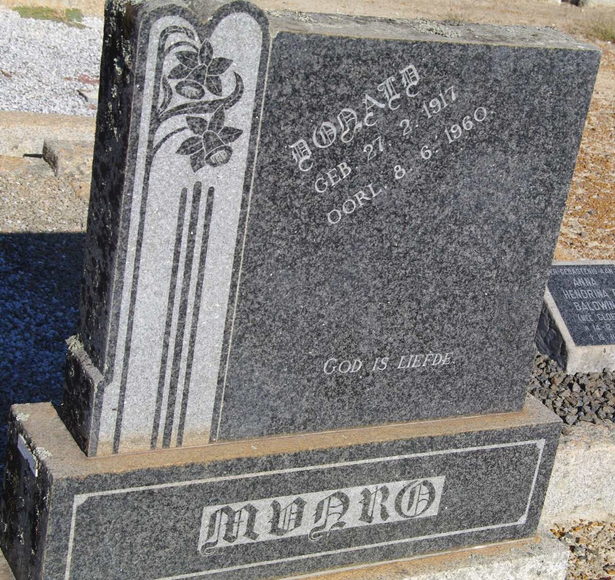 MUNRO Donald 1917-1960