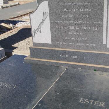 REYNOLDS Louis Percy George 1877-1974 &amp; Esther Andrietta Constantia ECKARD 1879-1965