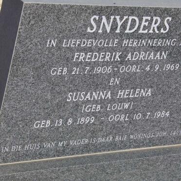 SNYDERS Frederik Adriaan 1906-1969 &amp; Susanna Helena LOUW 1899-1984