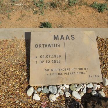 MAAS Oktawius 1939-2015