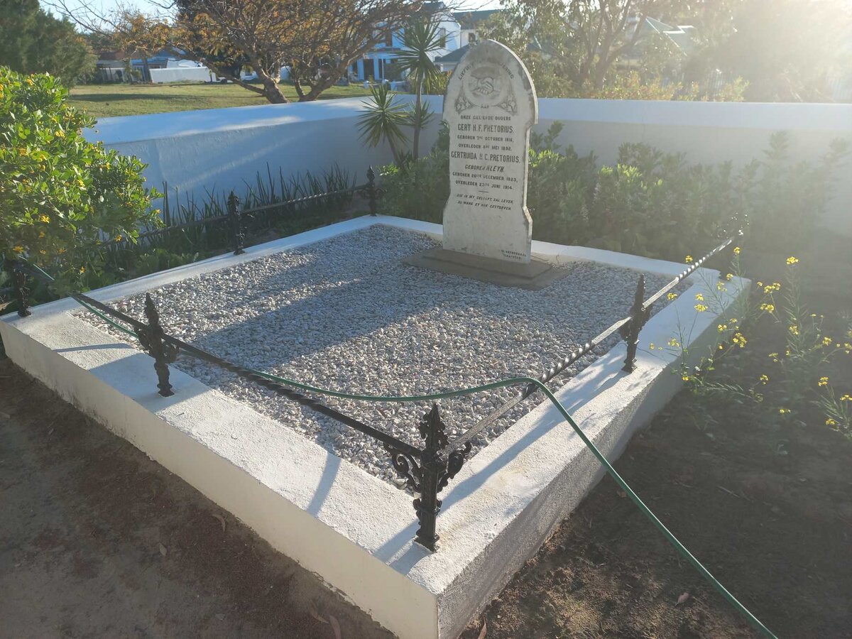 2. Overview / Oorsig