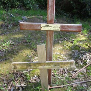 HESS Thomas Enelworth 1943-2009 :: ? Jean 1946-1998