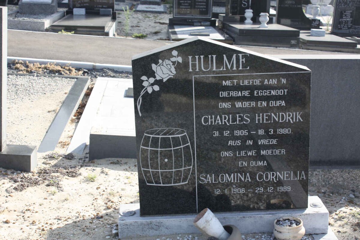 HULME Charles Hendrik 1905-1980 &amp; Salomina Cornelia 1906-1989
