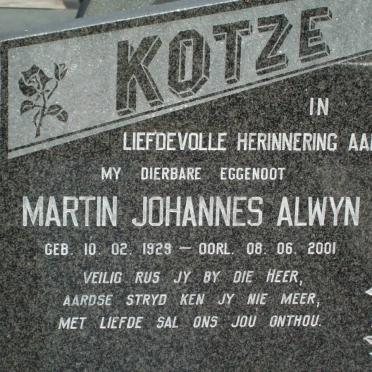 KOTZE Martin Johannes Alwyn 1929-2001