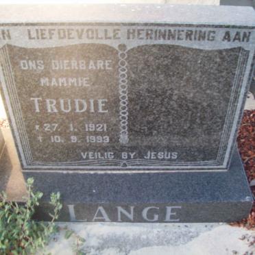 LANGE Trudie 1921-1993