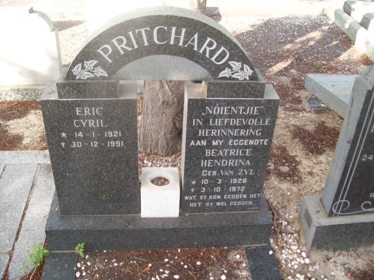 PRITCHARD Eric Cyril 1921-1991 &amp; Beatrice Hendrina VAN ZYL 1926-1972