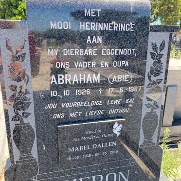 T - Vanne :: Surnames - T