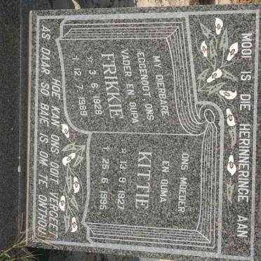 VOGES Frikkie 1928-1989 &amp; Kittie 1927-1995