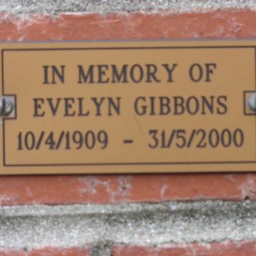 GIBBONS Evelyn 1909-2000