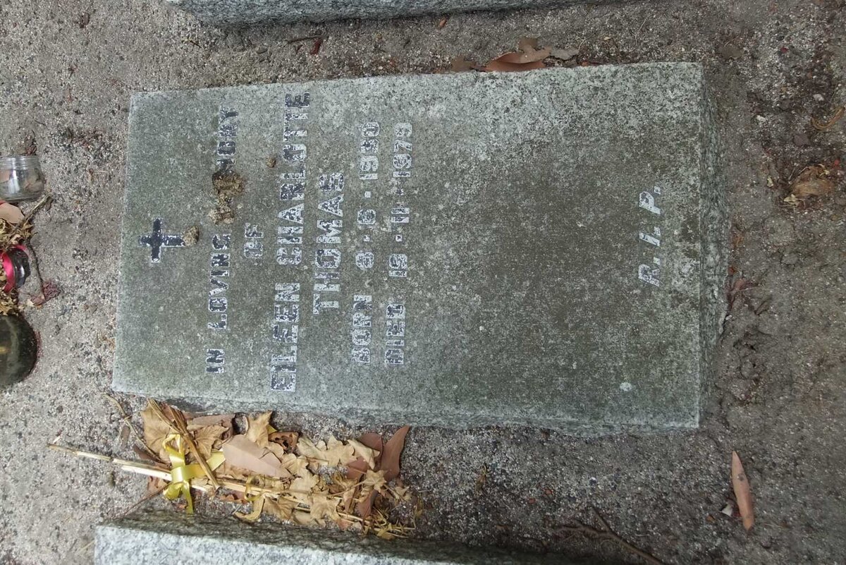 THOMAS Eileen Charlotte 1930-1979