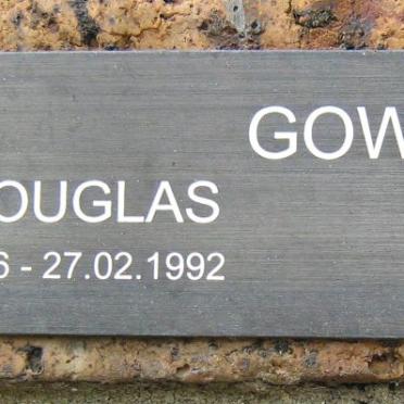 GOW Ian Douglas 1906-1992 &amp; Peggy 1913-2003