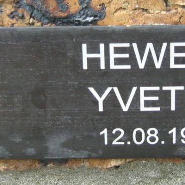 HEWETT Yvette -1995