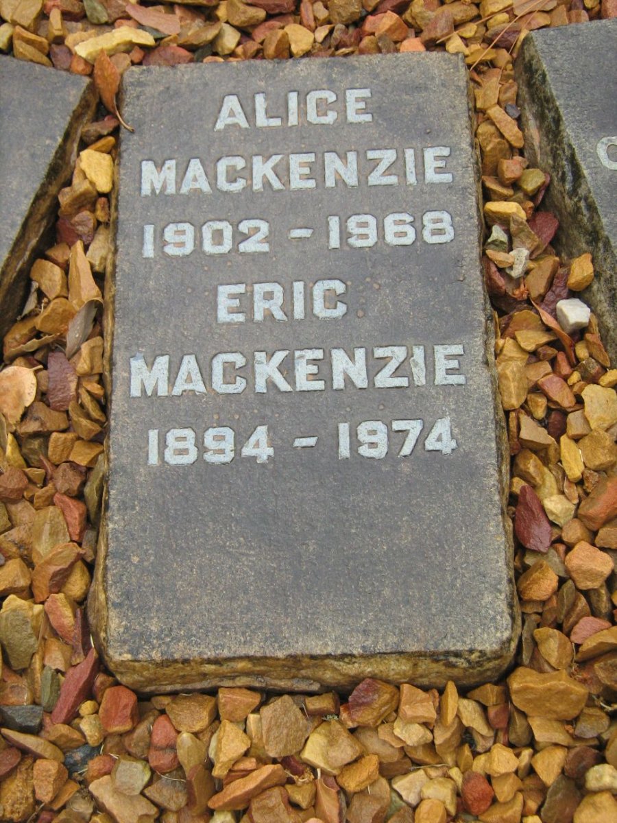 MACKENZIE Eric 1894-1974 &amp; Alice 1902-1968