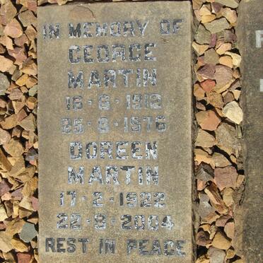 MARTIN George 1912-1976 &amp; Doreen 1922-2004