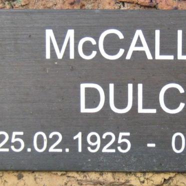 McCALLUM Dulcie 1925-2007