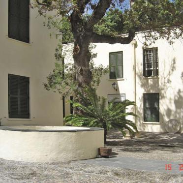 1. The Old Slave Lodge or Cultural Museum, Cape Town