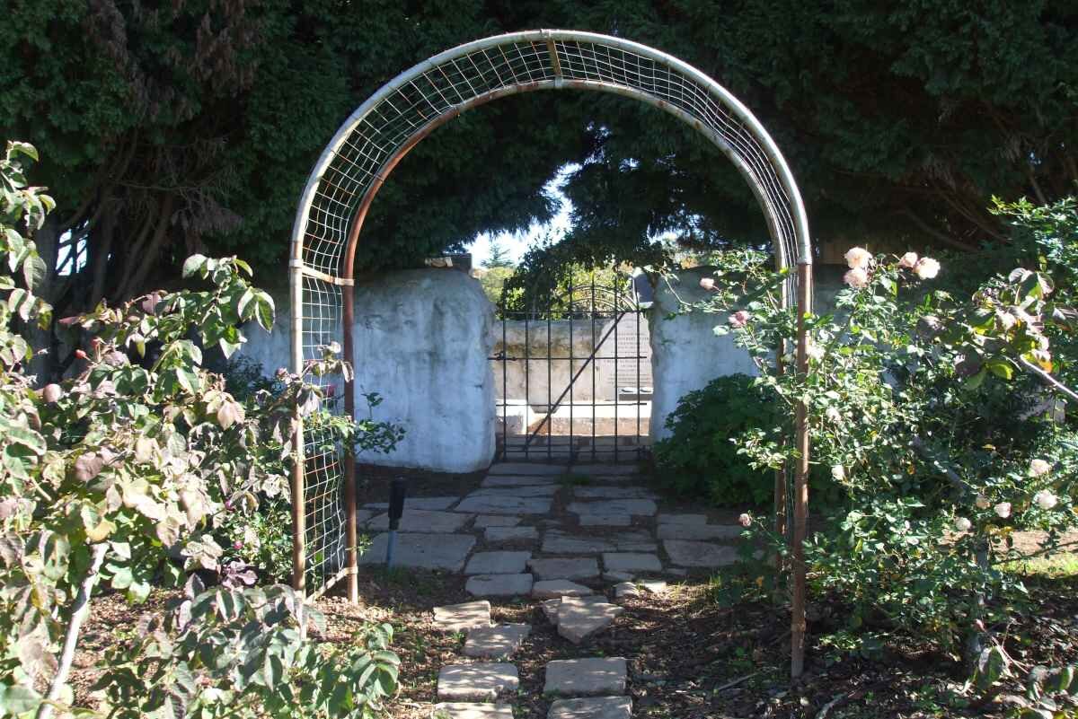 3. Cemetery entrance in 2009