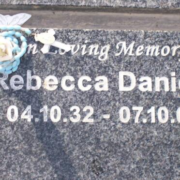 DANIELS Rebecca 1932-2005