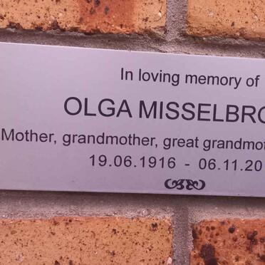MISSELBROOK Olga 1916-2012
