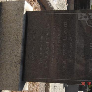 BESTER Michael Hendrik v. N. 1892-1963 &amp; Elizabeth K. LUBBE 1907-1962