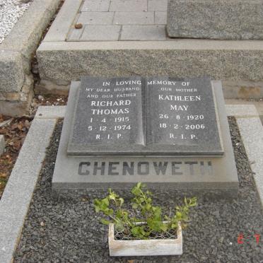 CHENOWETH Richard Thomas 1915-1974 &amp; Kathleen May 1920-2006