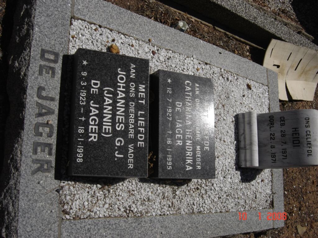 JAGER Johannes G.J., de 1923-1998 &amp; Catharina Hendrika 1927-1995 :: DE JAGER Heidi 1971-1971
