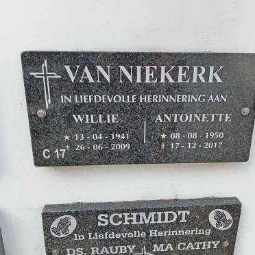NIEKERK Willie, van 1941-2009 &amp; Antoinette 1950-2017