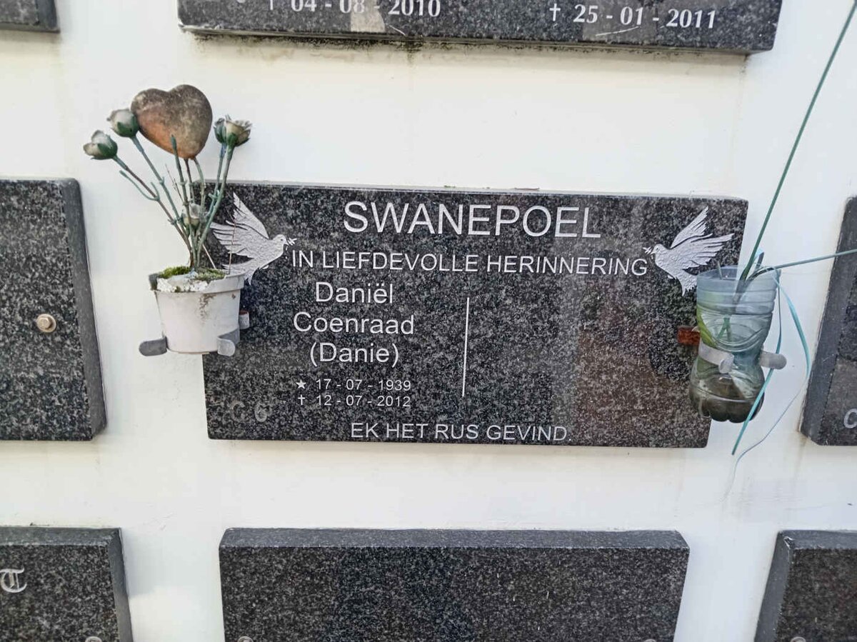 SWANEPOEL Daniel Coenraad 1939-2012