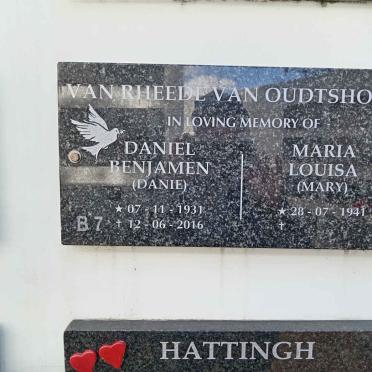 OUDTSHOORN Daniel Benjamen, VAN RHEEDE VAN 1931-2016 & Maria Louisa 1941-