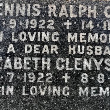CURRY Dennis Ralph 1922-1988 &amp; Elizabeth Glenys 1922-2003