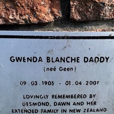 D - Vanne :: Surnames - D