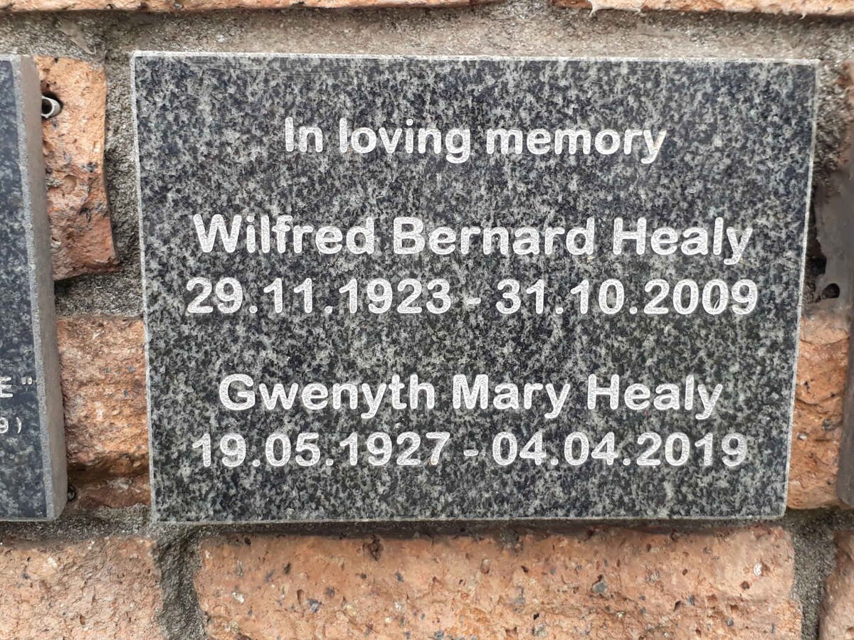 HEALY Wilfred Bernard 1923-2009 &amp; Gwenyth Mary 1927-2019