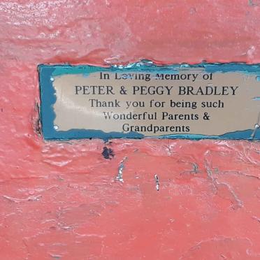 BRADLEY Peter &amp; Peggy
