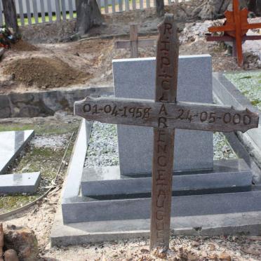 AUGUST Clarence 1958-2000