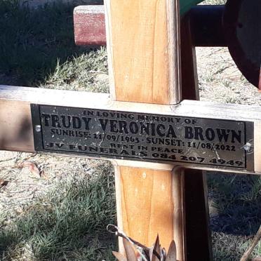BROWN Trudy Veronica 1963-2022