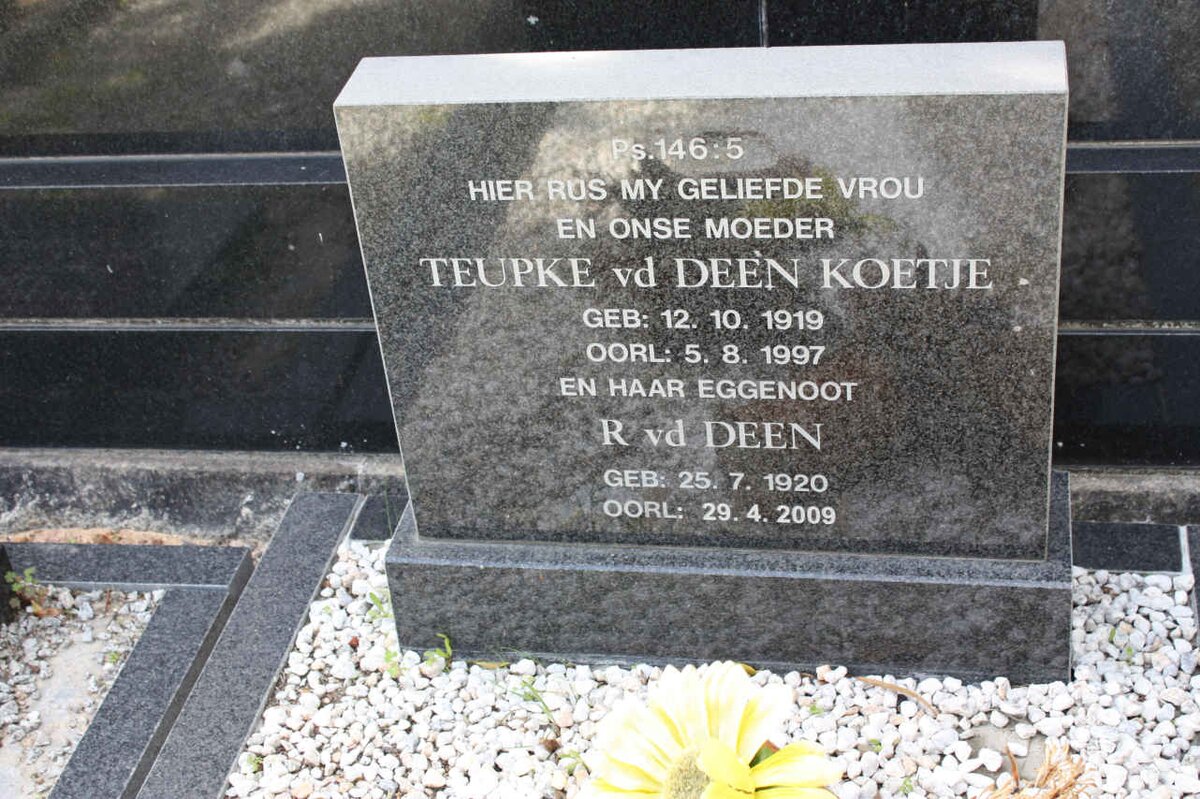 DEEN R., v.d 1920-2009 &amp; Teupke KOETJE 1919-1997