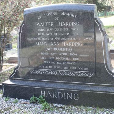 HARDING Walter 1905-1965 &amp; Mary Ann ROBERTS 1904-1991