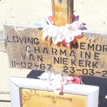 NIEKERK Charmaine, van 1967-2020