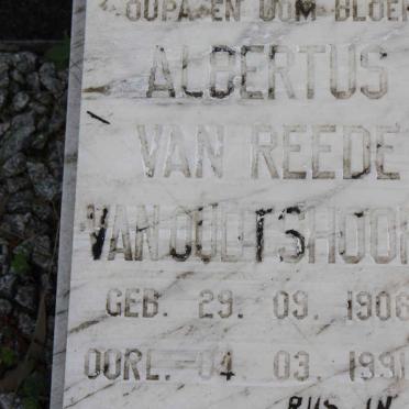 OUDTSHOORN Albertus, van RHEEDE van 1906-1991 &amp; Johanna Hendrieka KRIEL 1918-1992