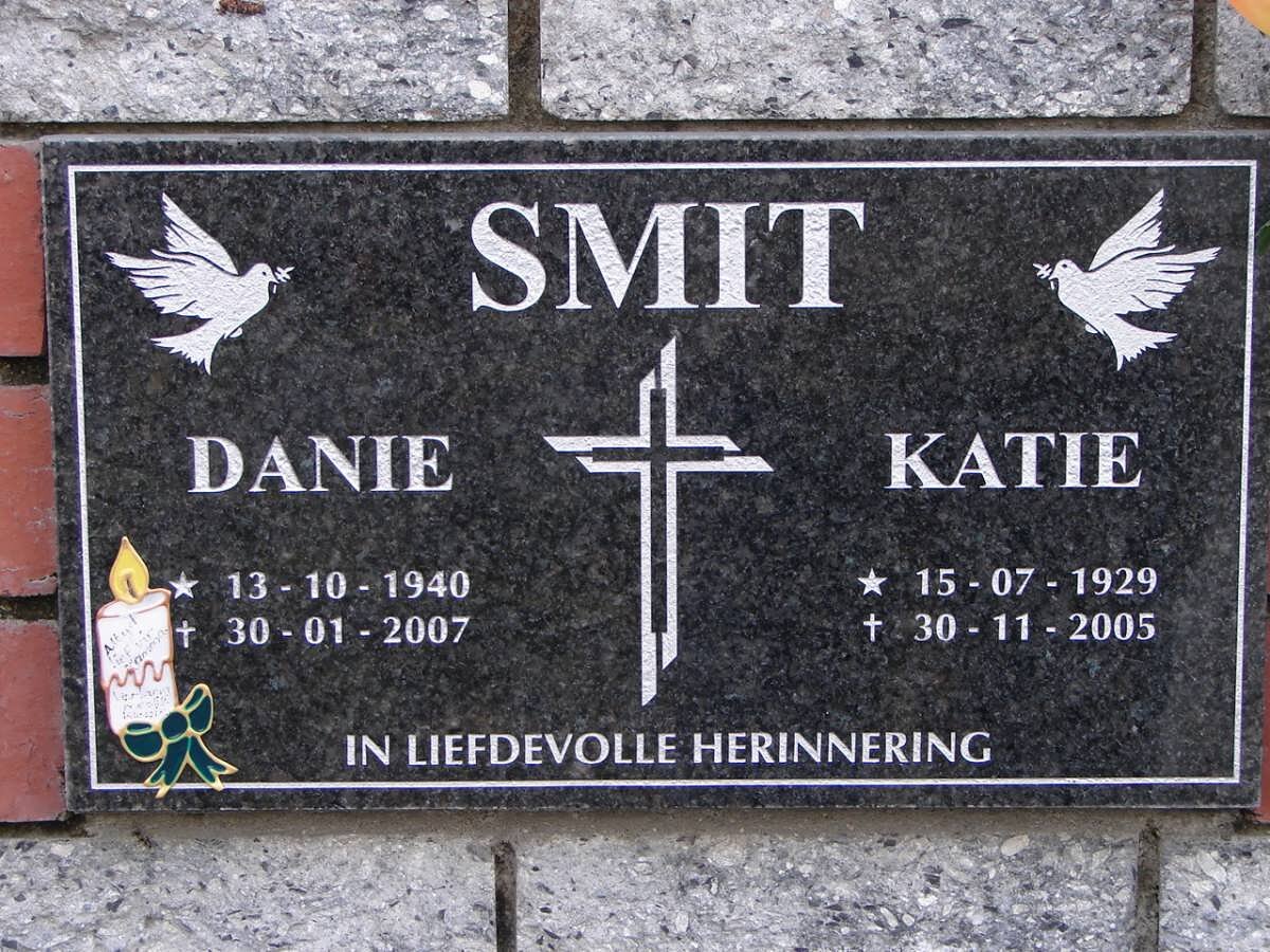 SMIT Danie 1940-2007 &amp; Katie 1929-2005