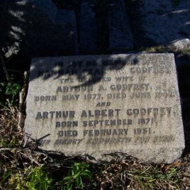 GODFREY Arthur Albert 1871-1951 &amp; Hannah Peacock 1877-1942