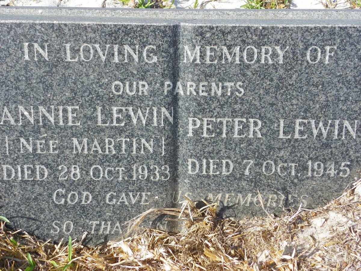 LEWIN Peter -1945 &amp; Annie MARTIN -1933